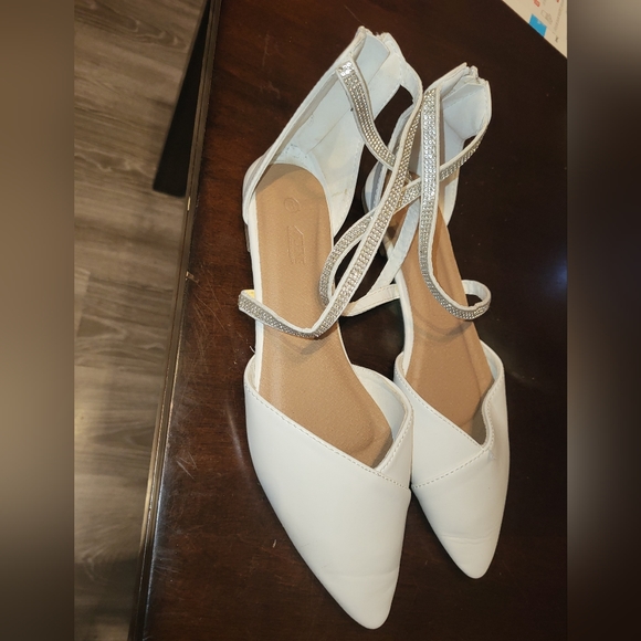 Shoes - Picture 2 of 3